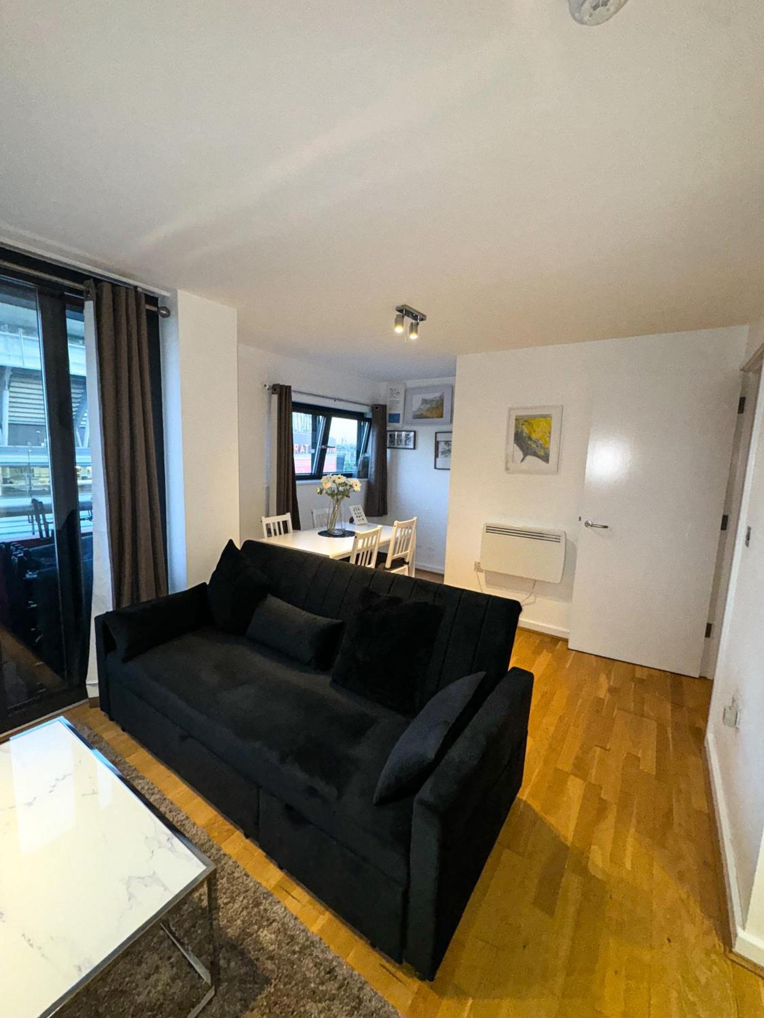 The Emirates Stadium Apartment London Bagian luar foto
