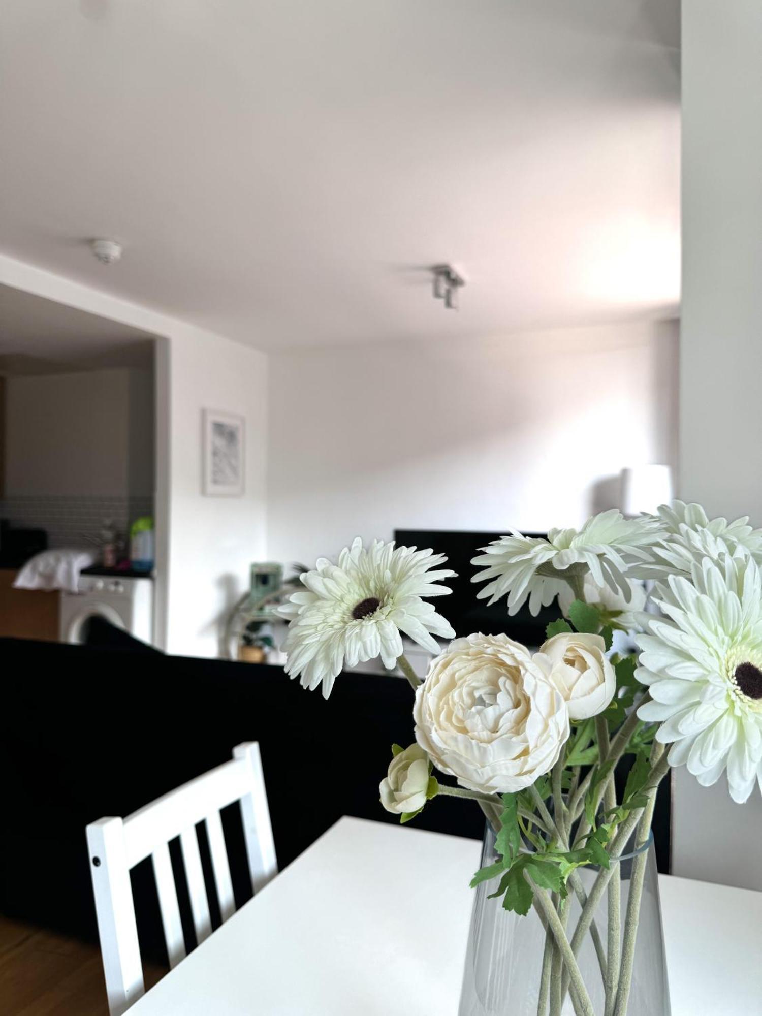 The Emirates Stadium Apartment London Bagian luar foto